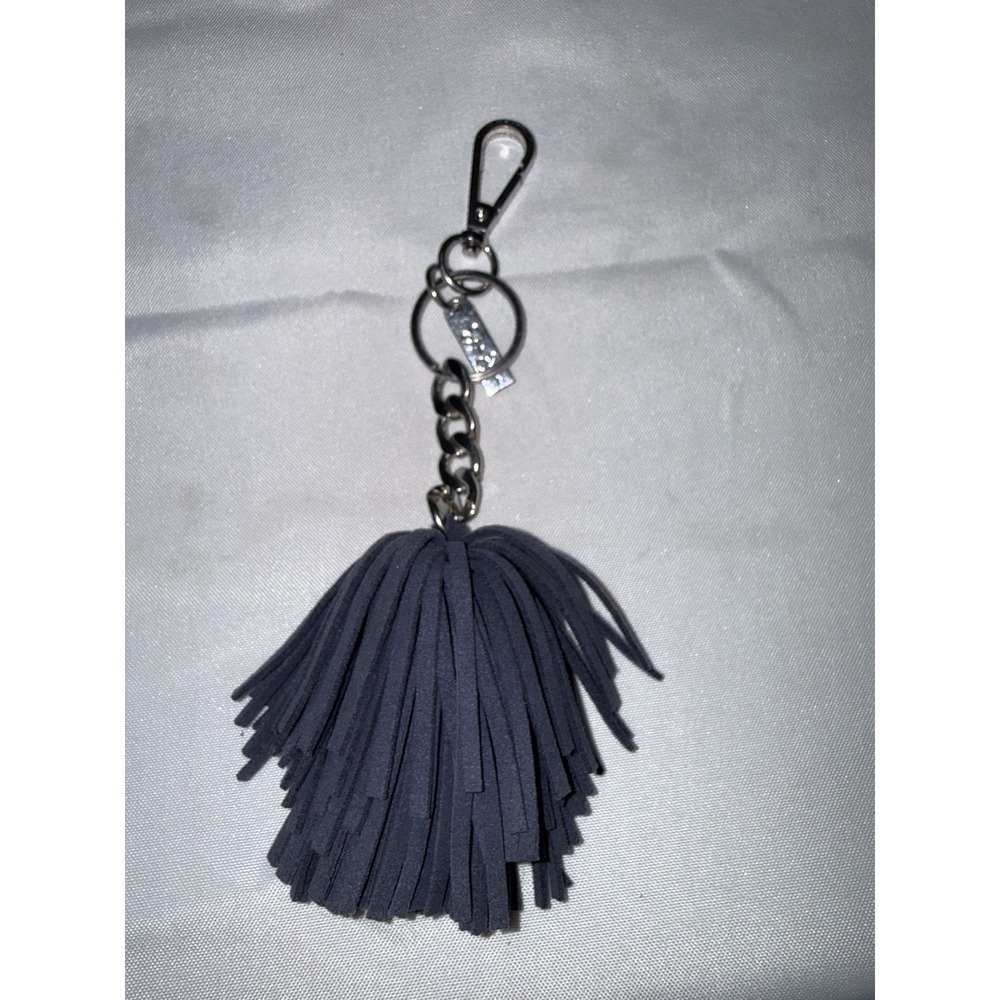 JESSICA SIMPSON TASSEL KEY FOB BAG CHARM KEYCHAIN HANG TAG SILVER GRAY